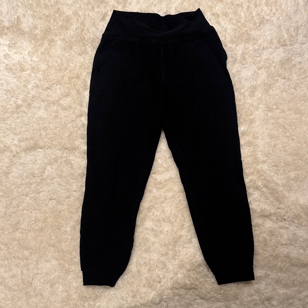 Stylish Black Beyond Yoga Joggers